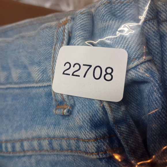 Vintage CHIC Jeans Women 12 Average Blue Pleated Button Fly Mom Style Casual Y2K - Picture 10 of 10